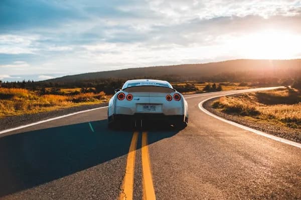 Hybrid vs Petrol in the UAE: Which Really Saves You More in 2026?