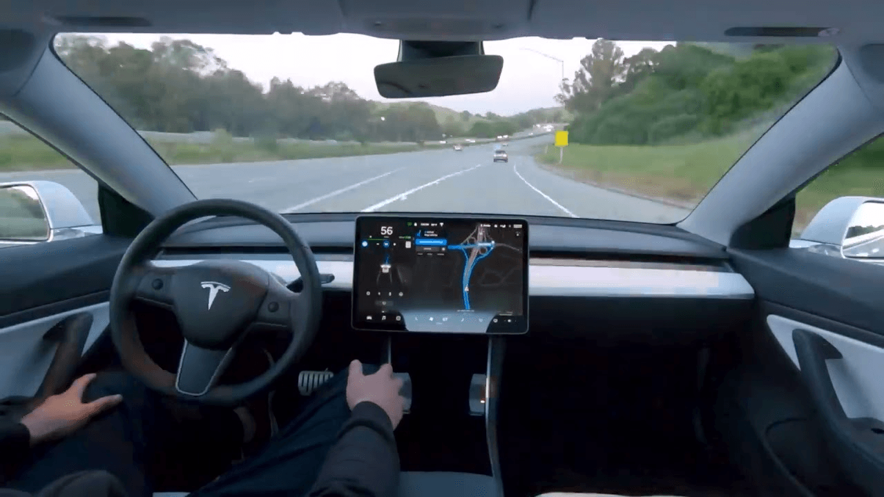 Tesla FSD Goes Live in the UAE: Self-Driving Tech Hits Middle East Roads