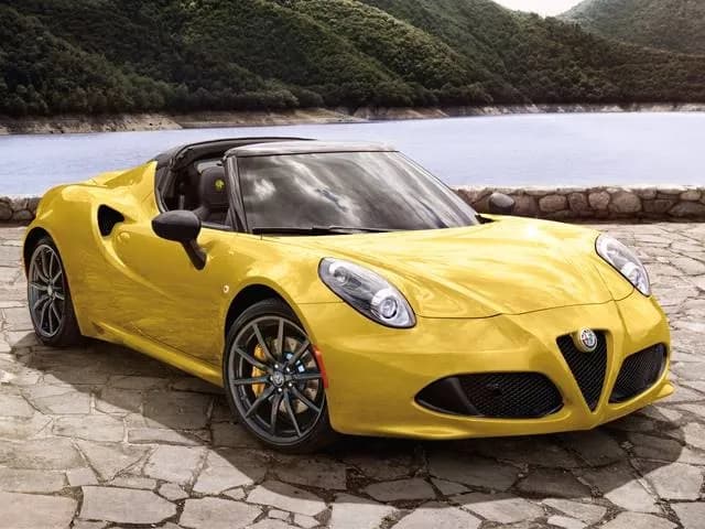 2025 Alfa Romeo 4C