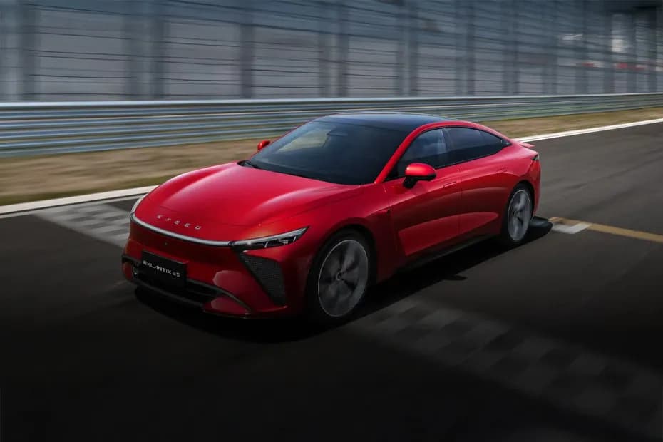 2026 Exeed ES
