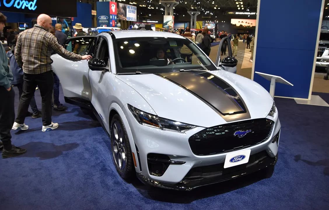 2026 Ford Mustang Mach E