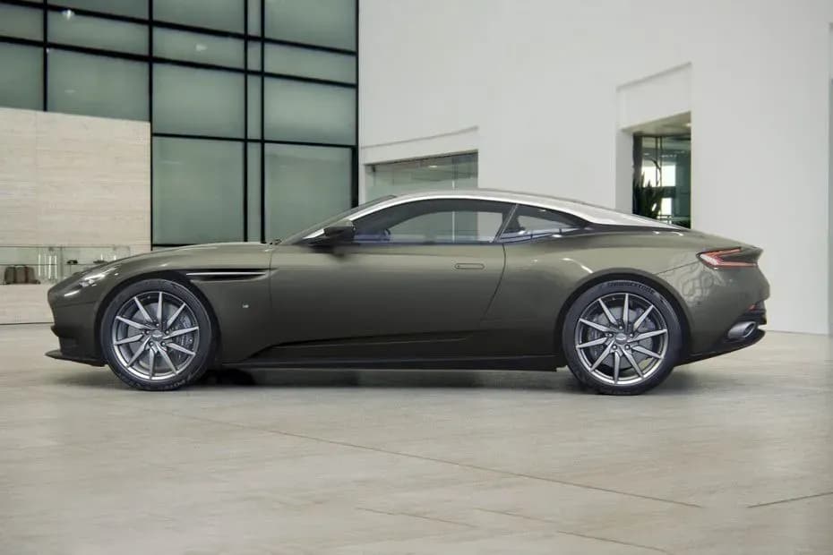 Aston Martin Db11 – photo 4