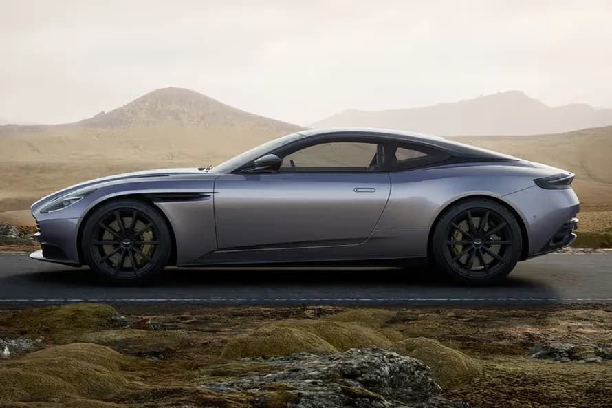 Aston Martin Db11 – photo 5