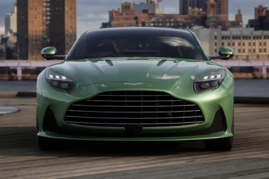 Aston Martin Db12 – photo 3