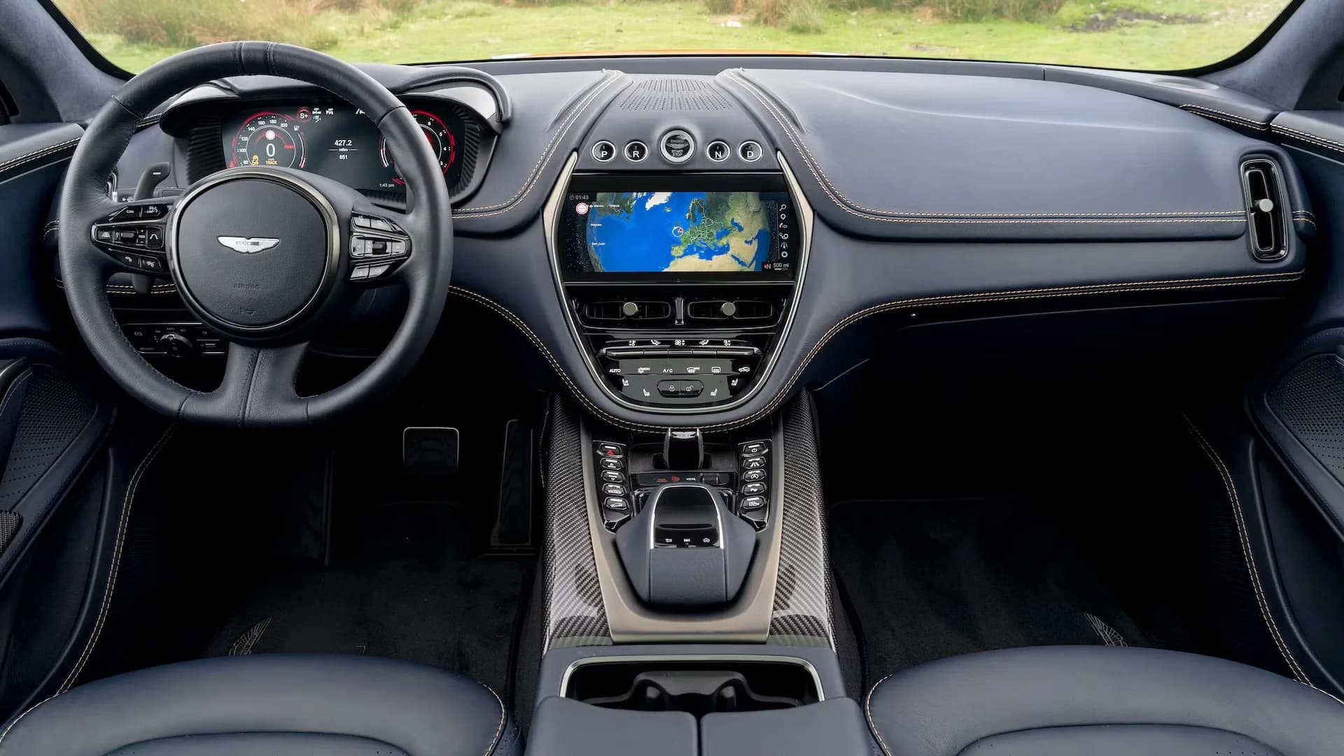 Aston Martin DBX – photo 4