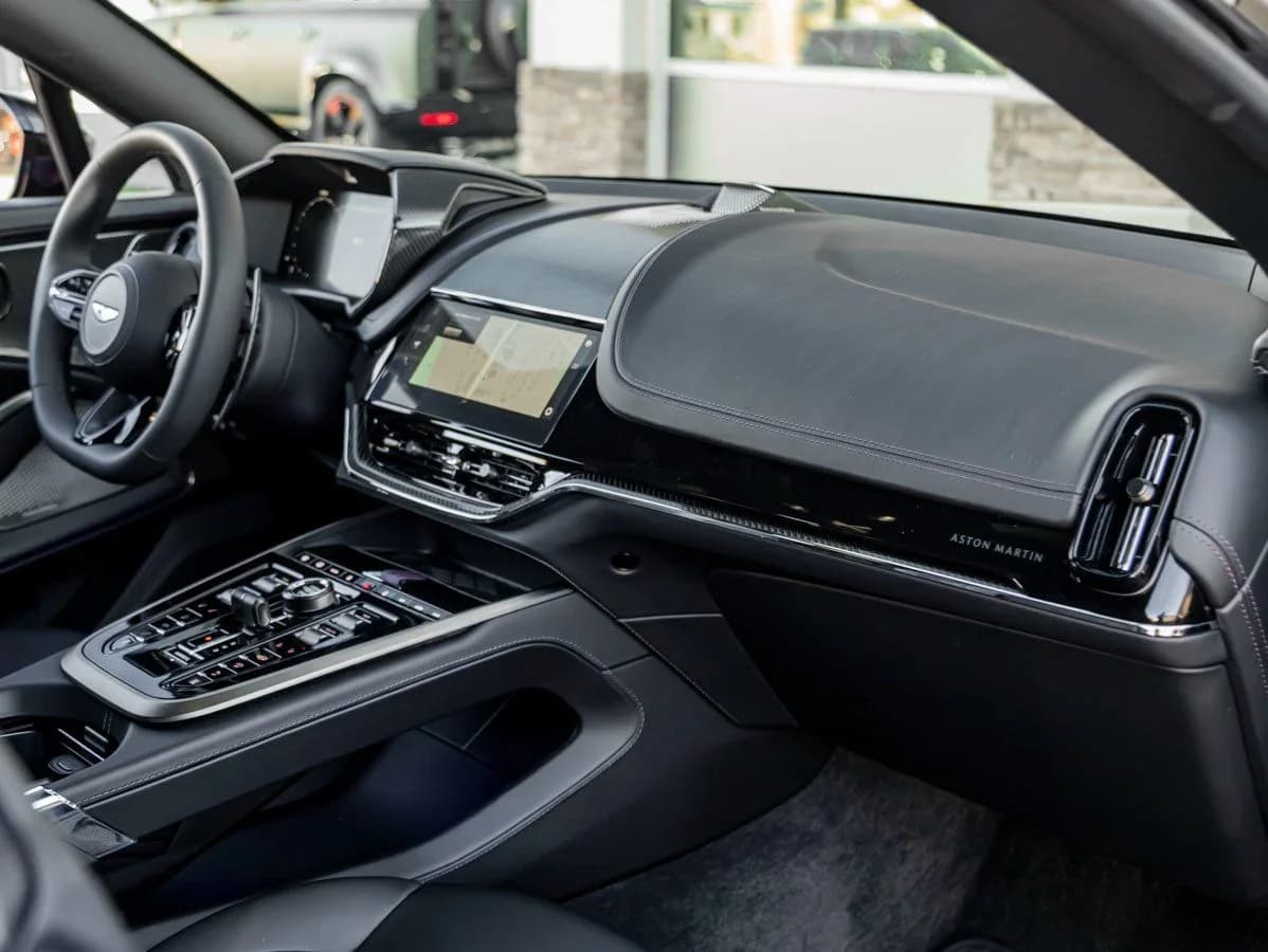 Aston Martin DBX – photo 5
