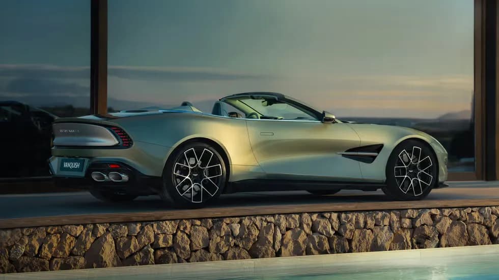 Aston Martin Vanquish – photo 3