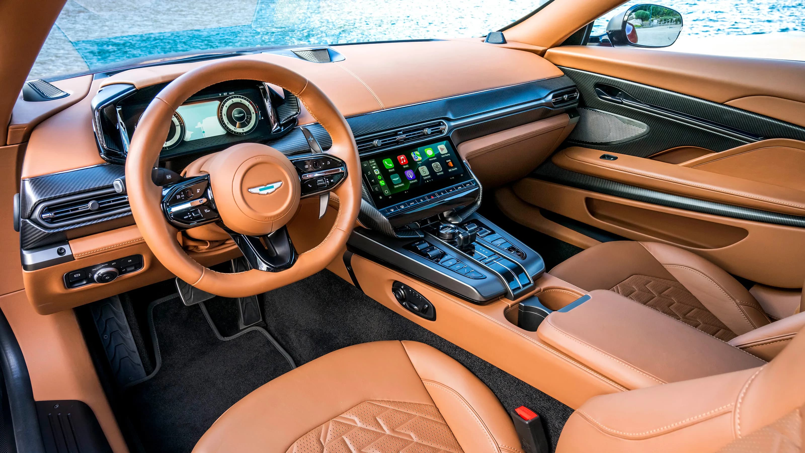 Aston Martin Vanquish – photo 7