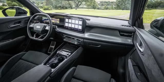 Audi Q3 – photo 2