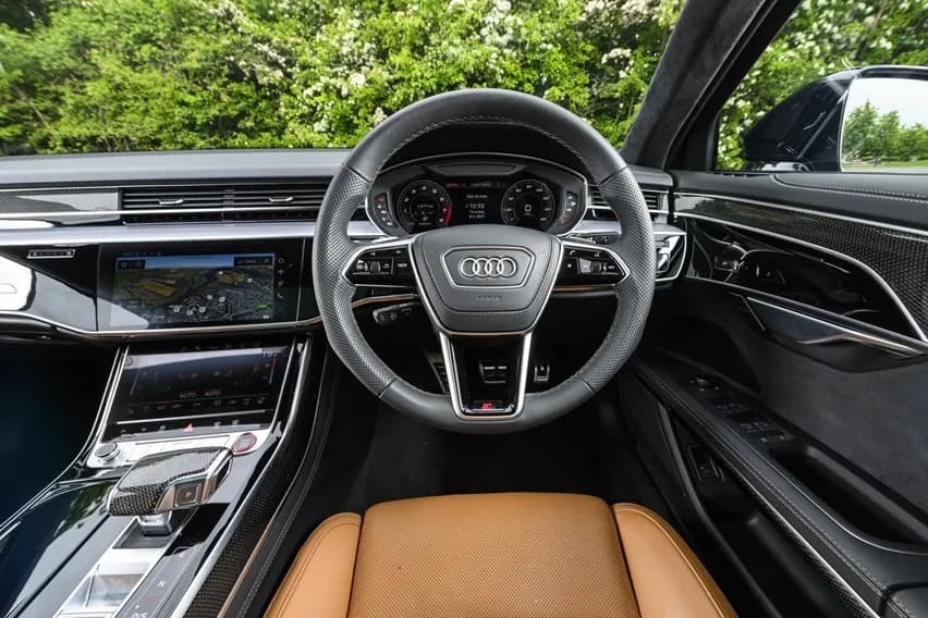 Audi S8 – photo 6