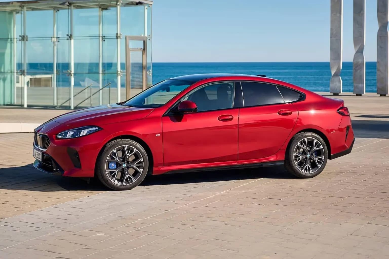 BMW 2 Series Coupe – photo 2