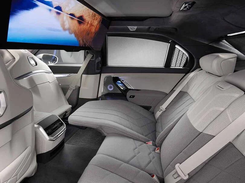 BMW 7 Series – photo 6
