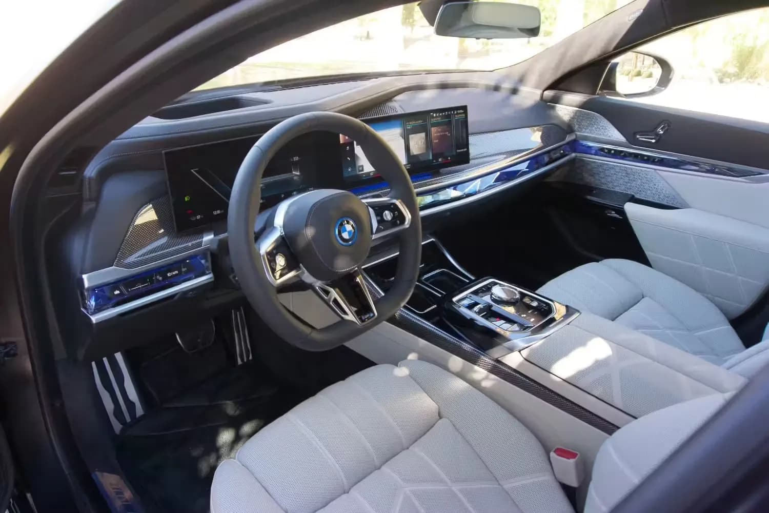 BMW I7 – photo 2