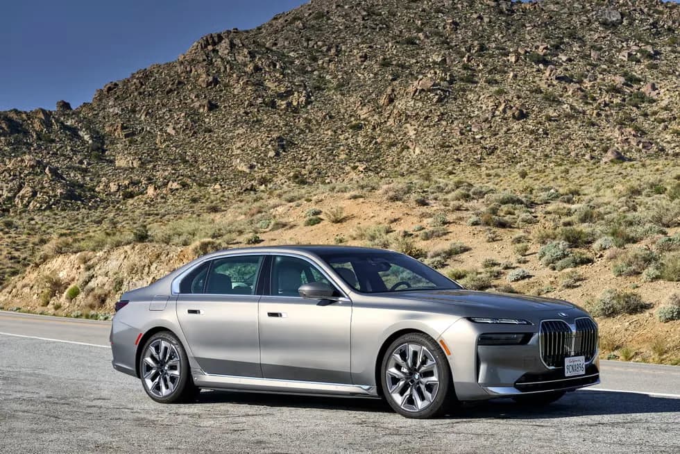 BMW I7 – photo 4