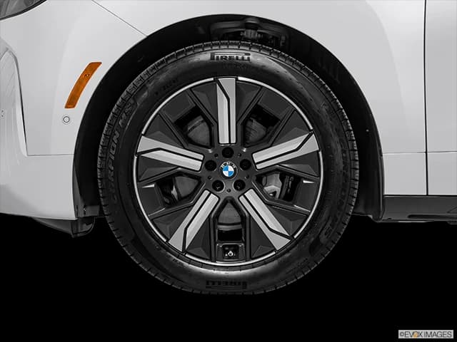 BMW IX – photo 4