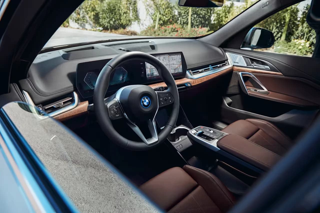 BMW IX1 – photo 6