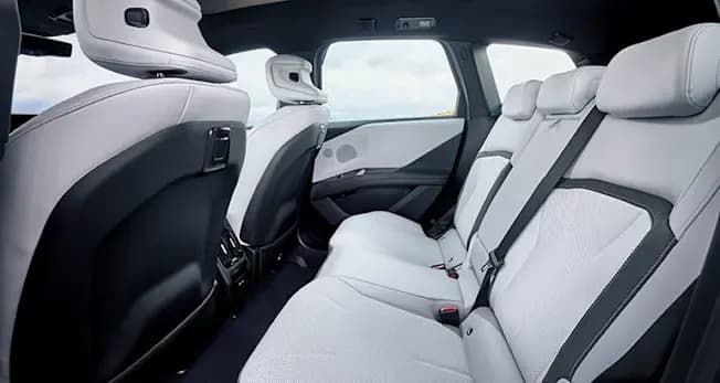 BMW IX3 – photo 2