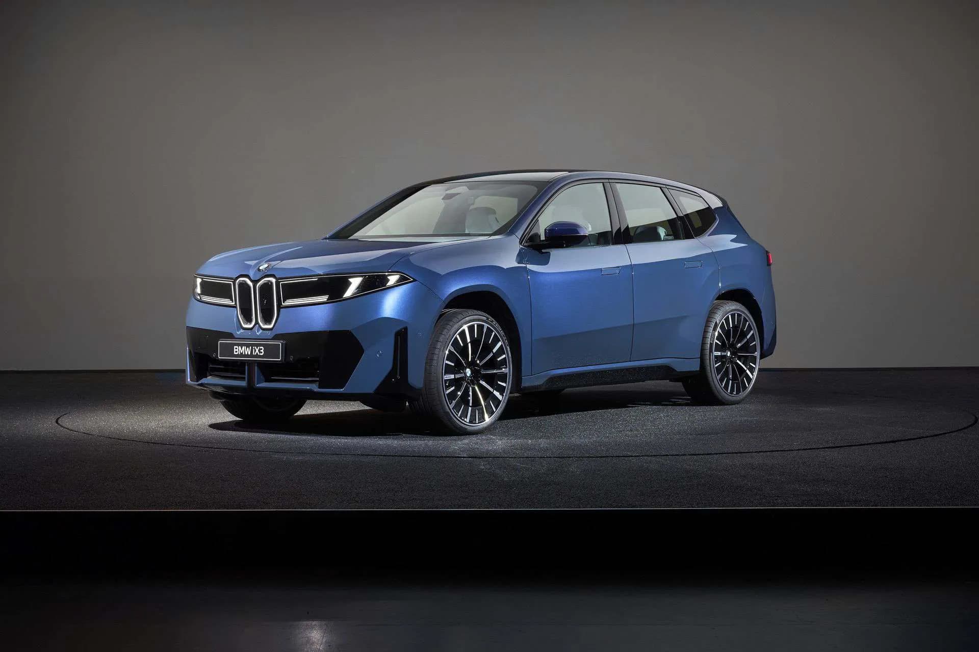 BMW IX3 – photo 6