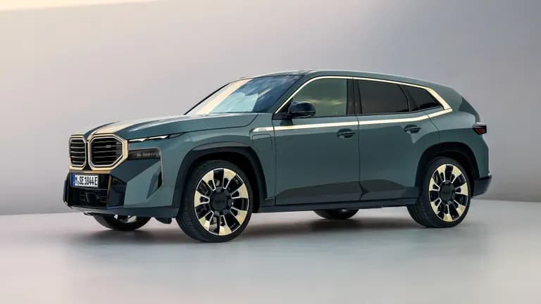 BMW XM – photo 2