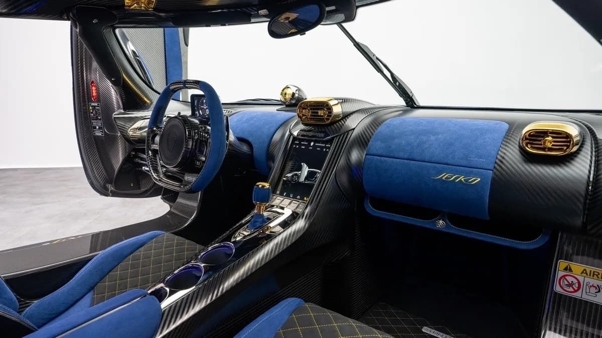 Bugatti Divo – photo 7