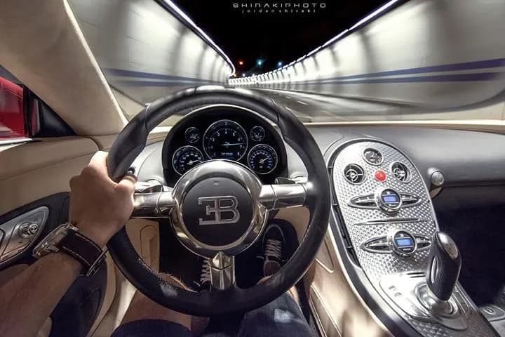 Bugatti Veyron – photo 4
