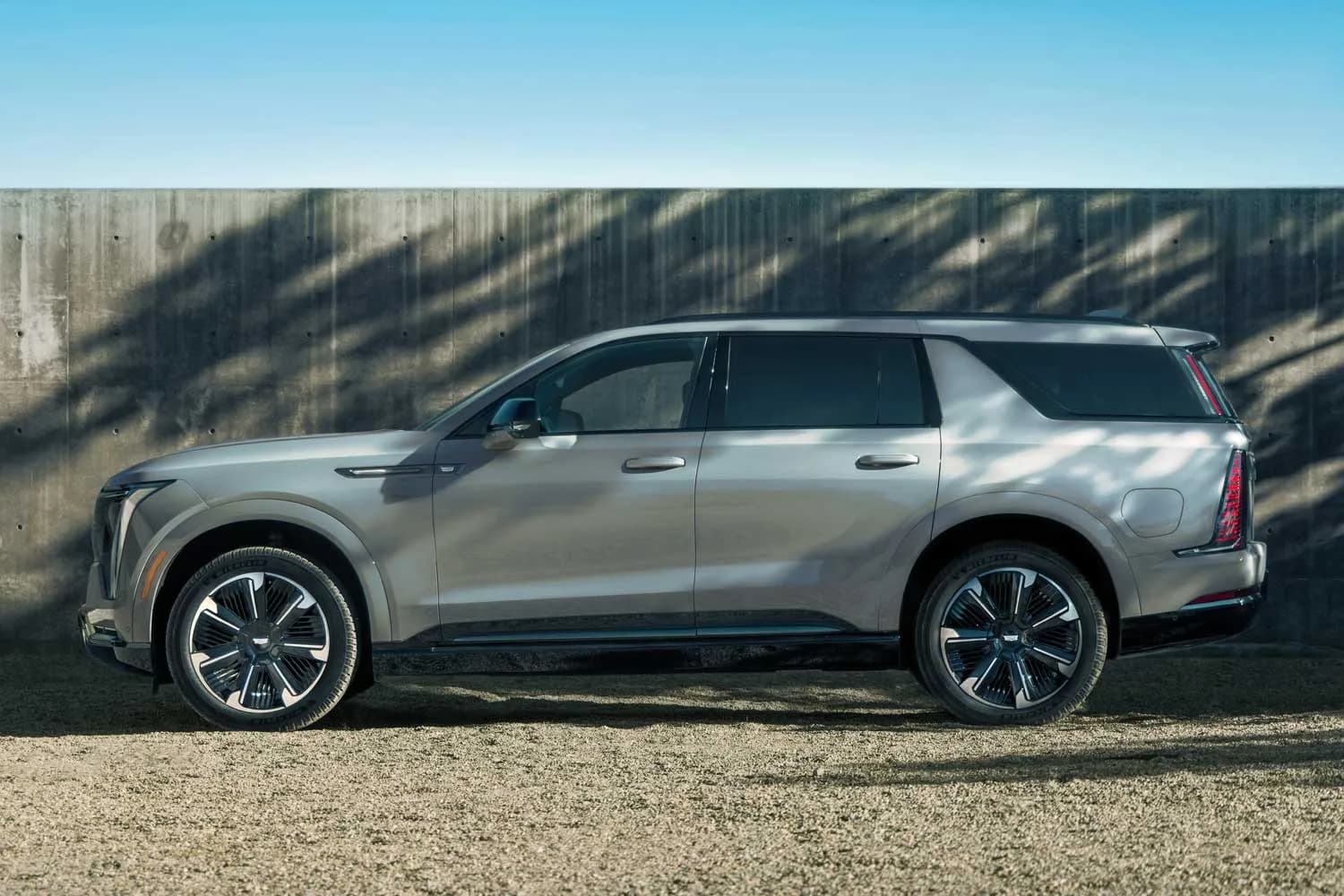 Cadillac Escalade IQL – photo 4