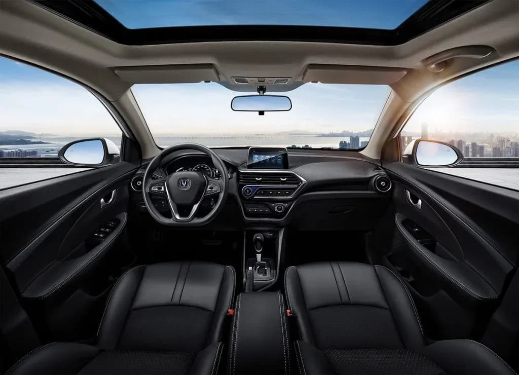 Changan Alsvin V7 – photo 3
