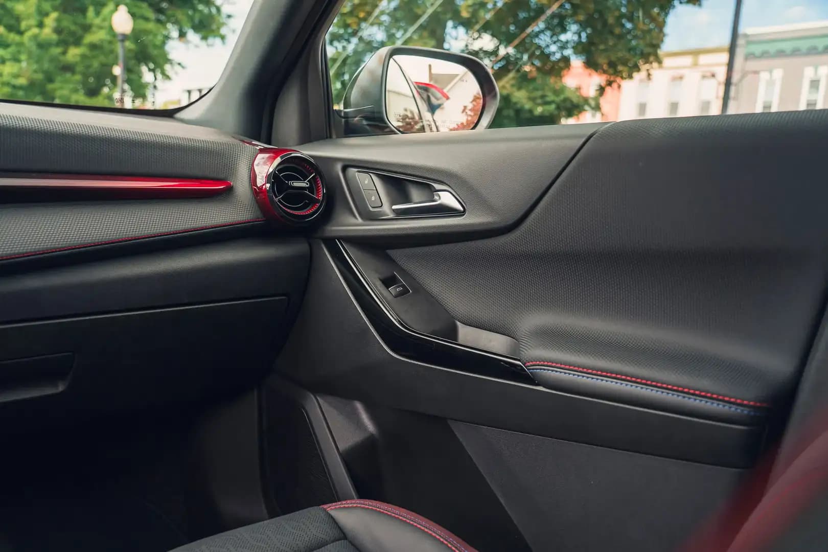 Chevrolet Sonic – photo 8