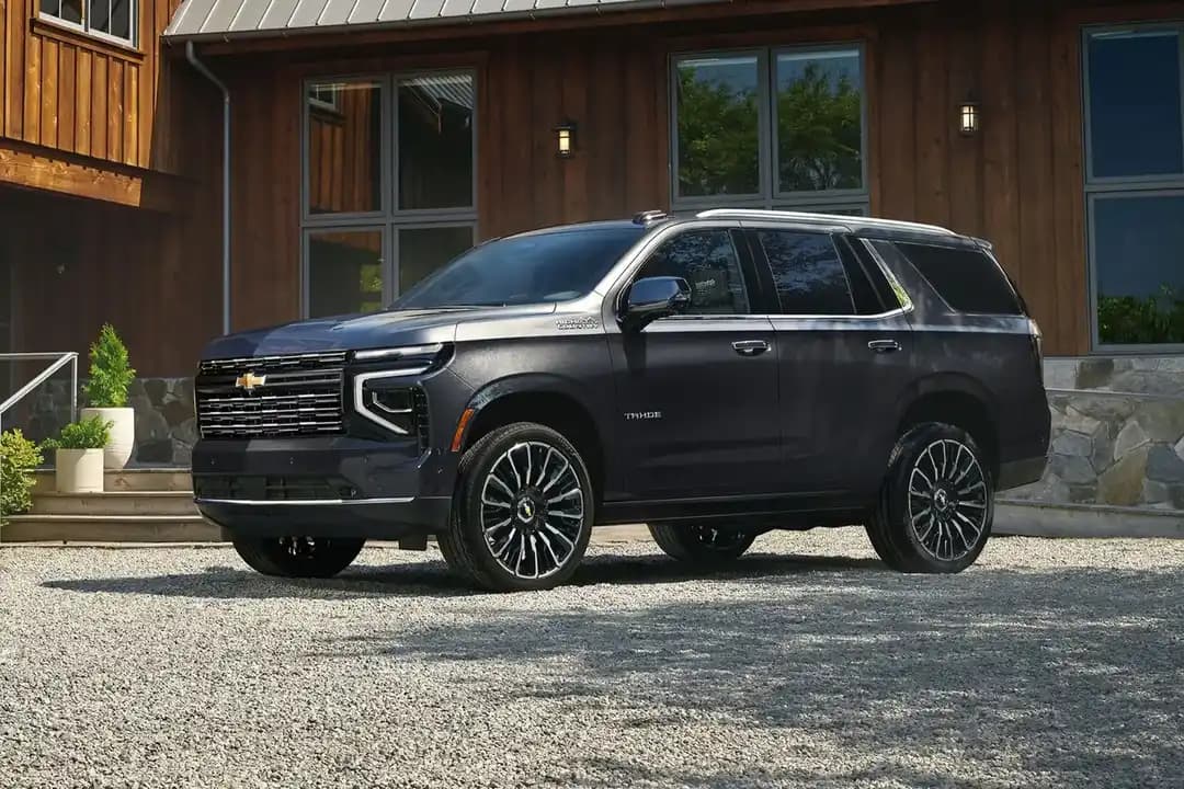 Chevrolet Tahoe – photo 2