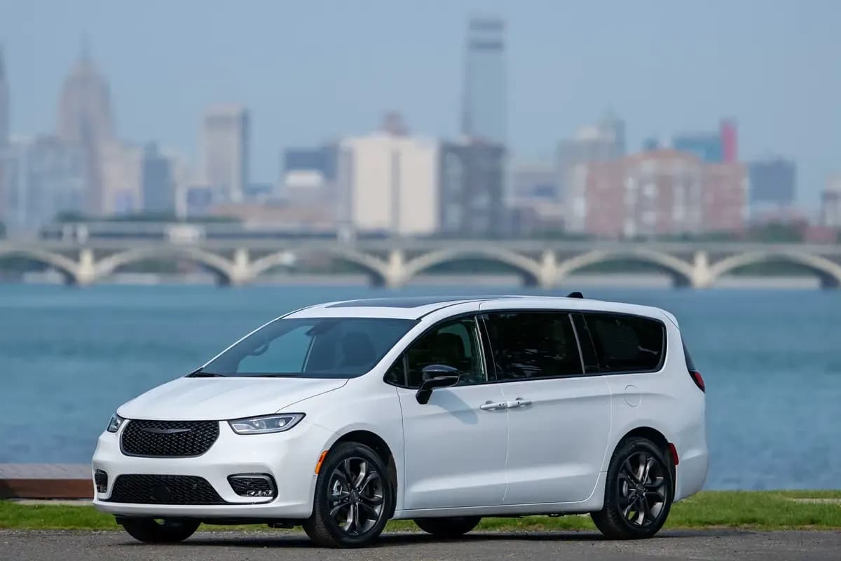 Chrysler Pacifica – photo 4