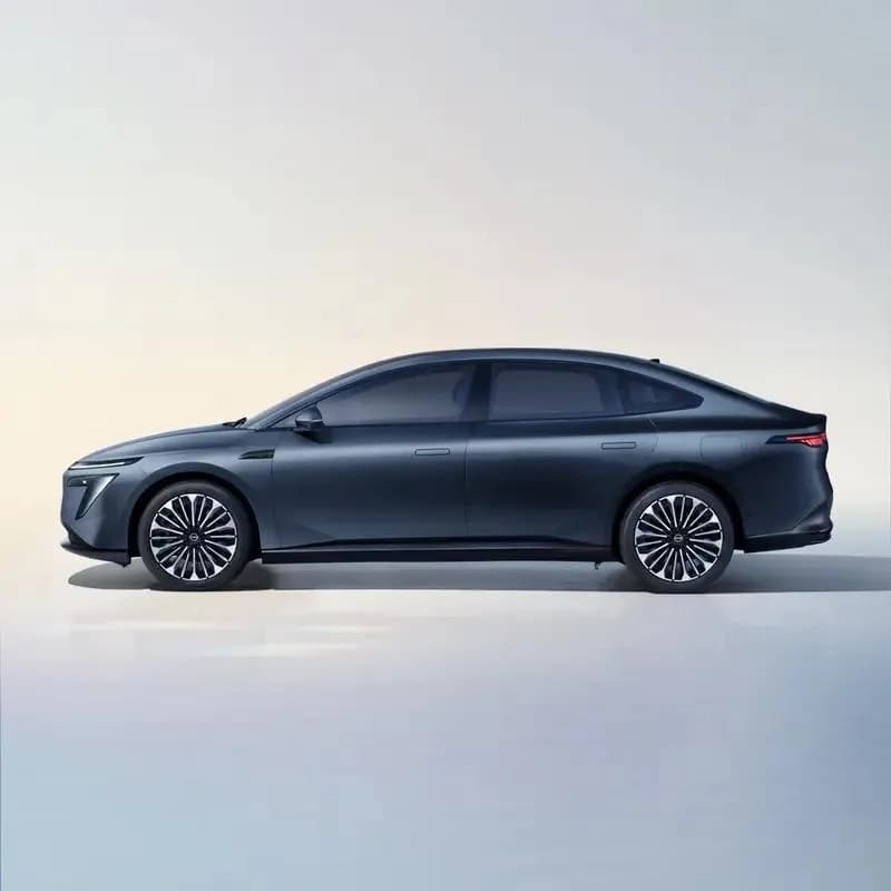 Dongfeng Nissan N7 – photo 4