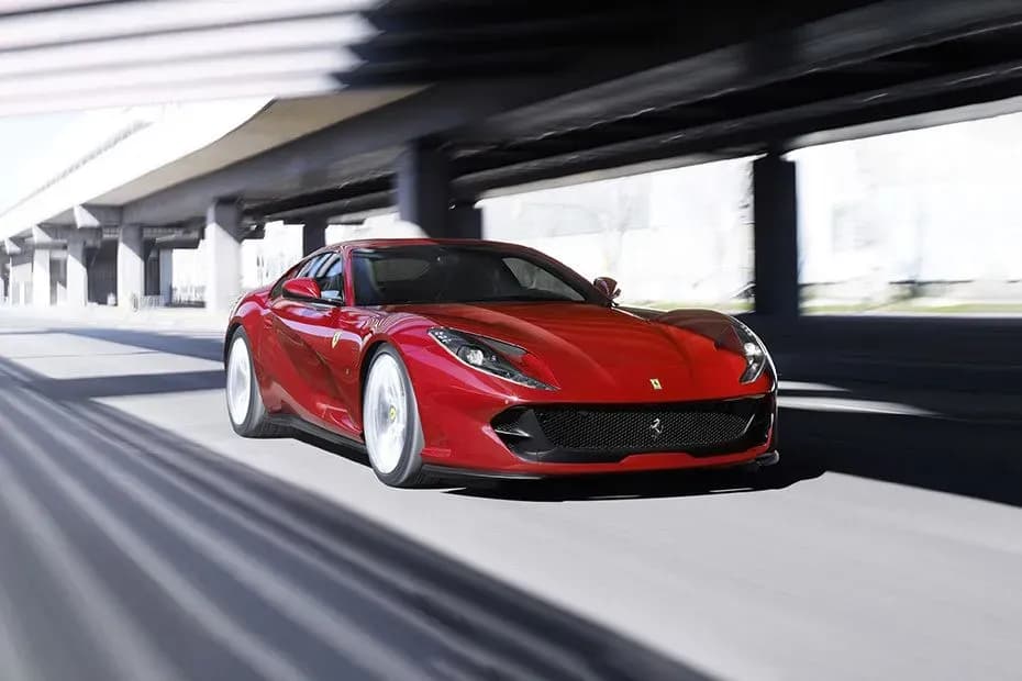 Ferrari 812 Superfast – photo 3