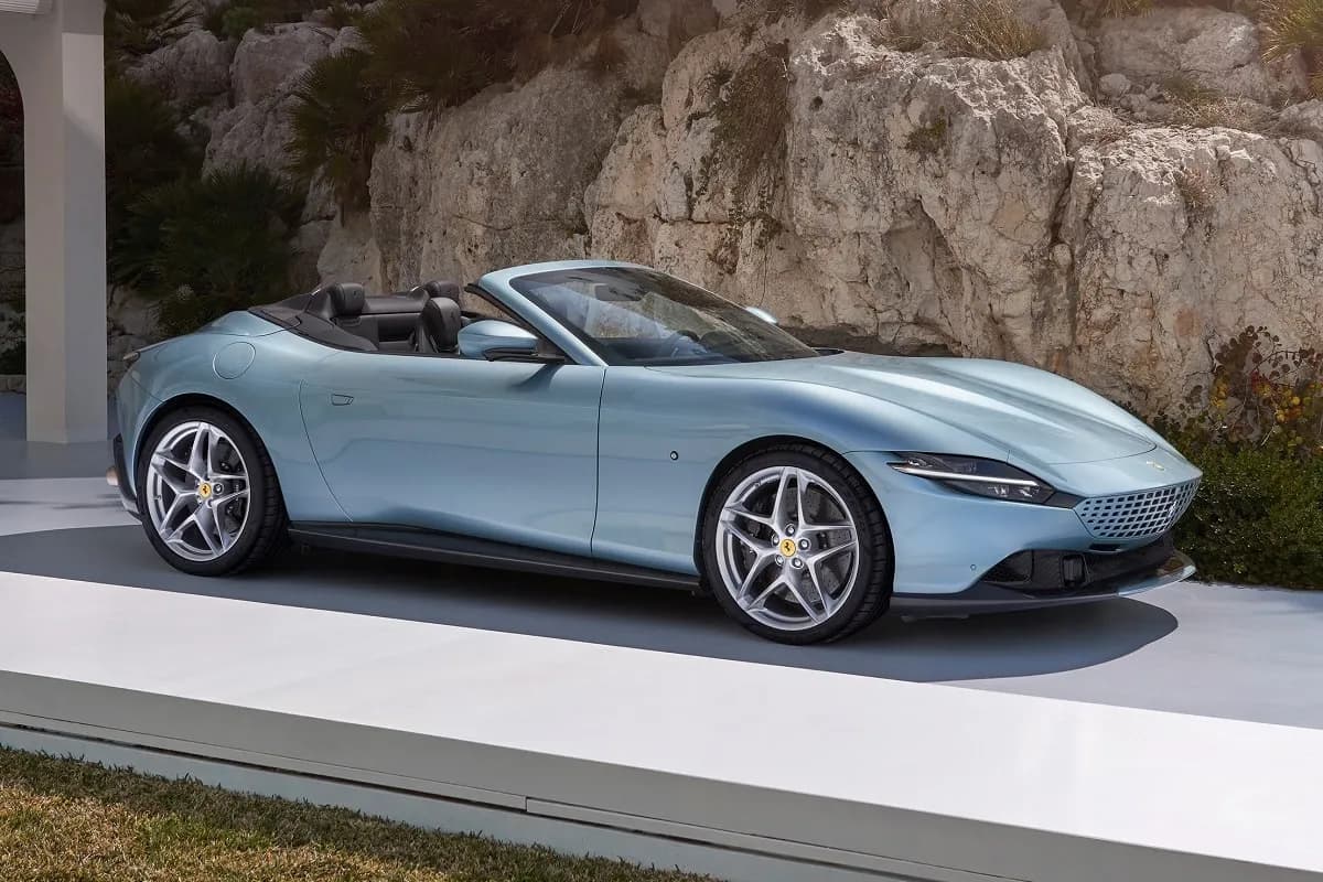 Ferrari Roma Spider – photo 3