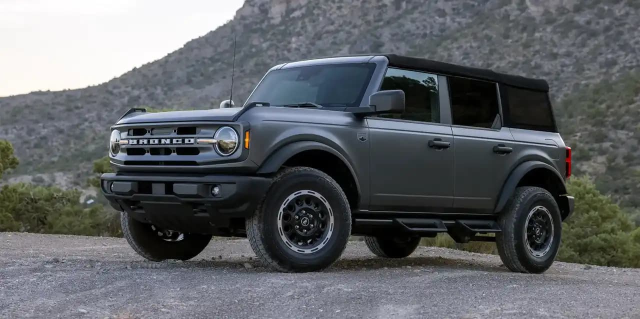 Ford Bronco – photo 4