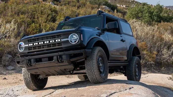 Ford Bronco – photo 5