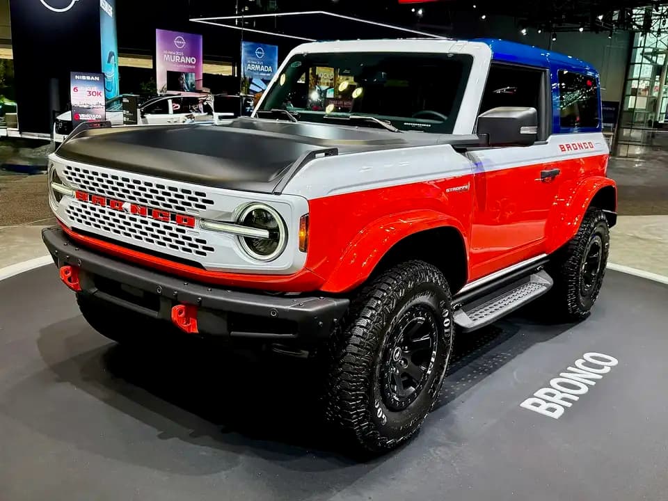 Ford Bronco – photo 5