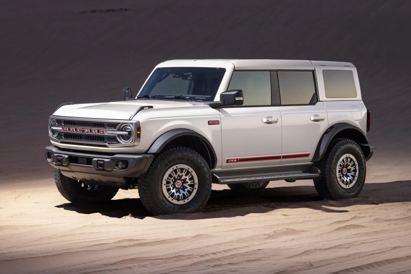 Ford Bronco Raptor – photo 2