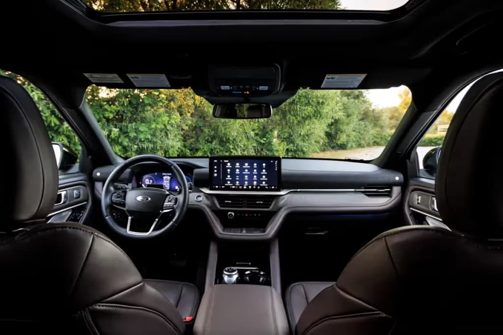 Ford Explorer – photo 6