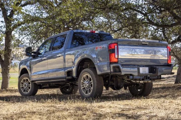 Ford Super Duty – photo 5