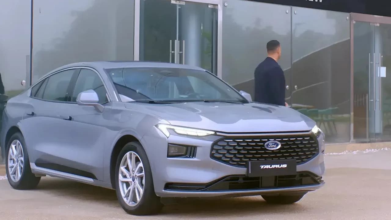 Ford Taurus – photo 3