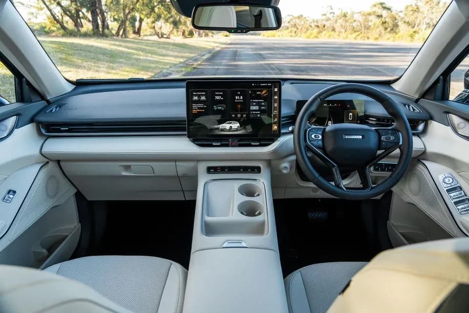 Haval H6 Hybrid – photo 3