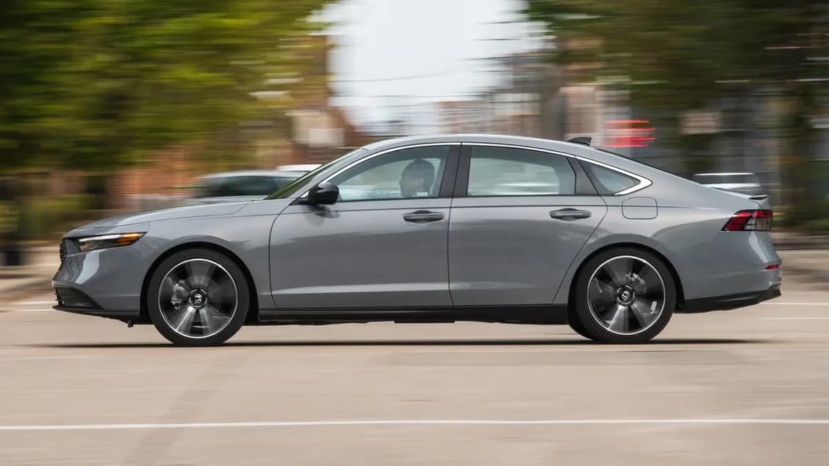 Honda Accord – photo 3