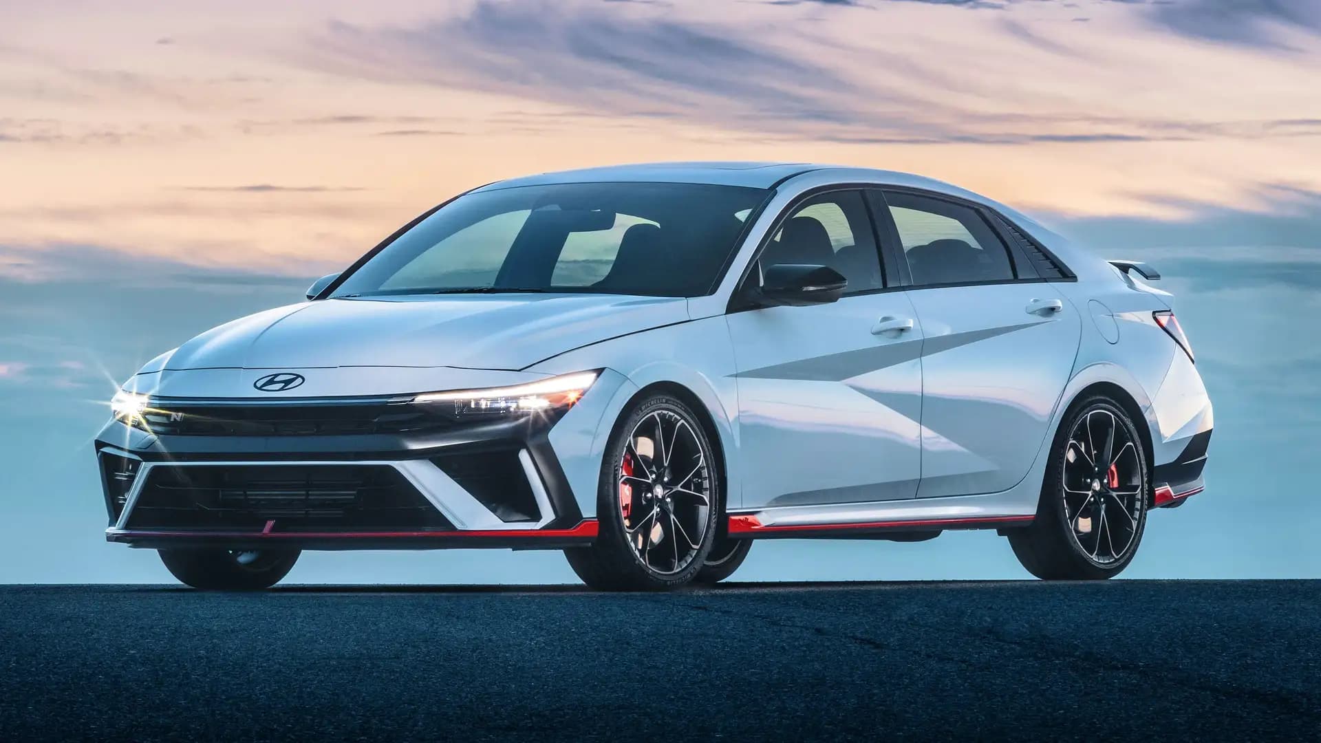 Hyundai Elantra N – photo 4