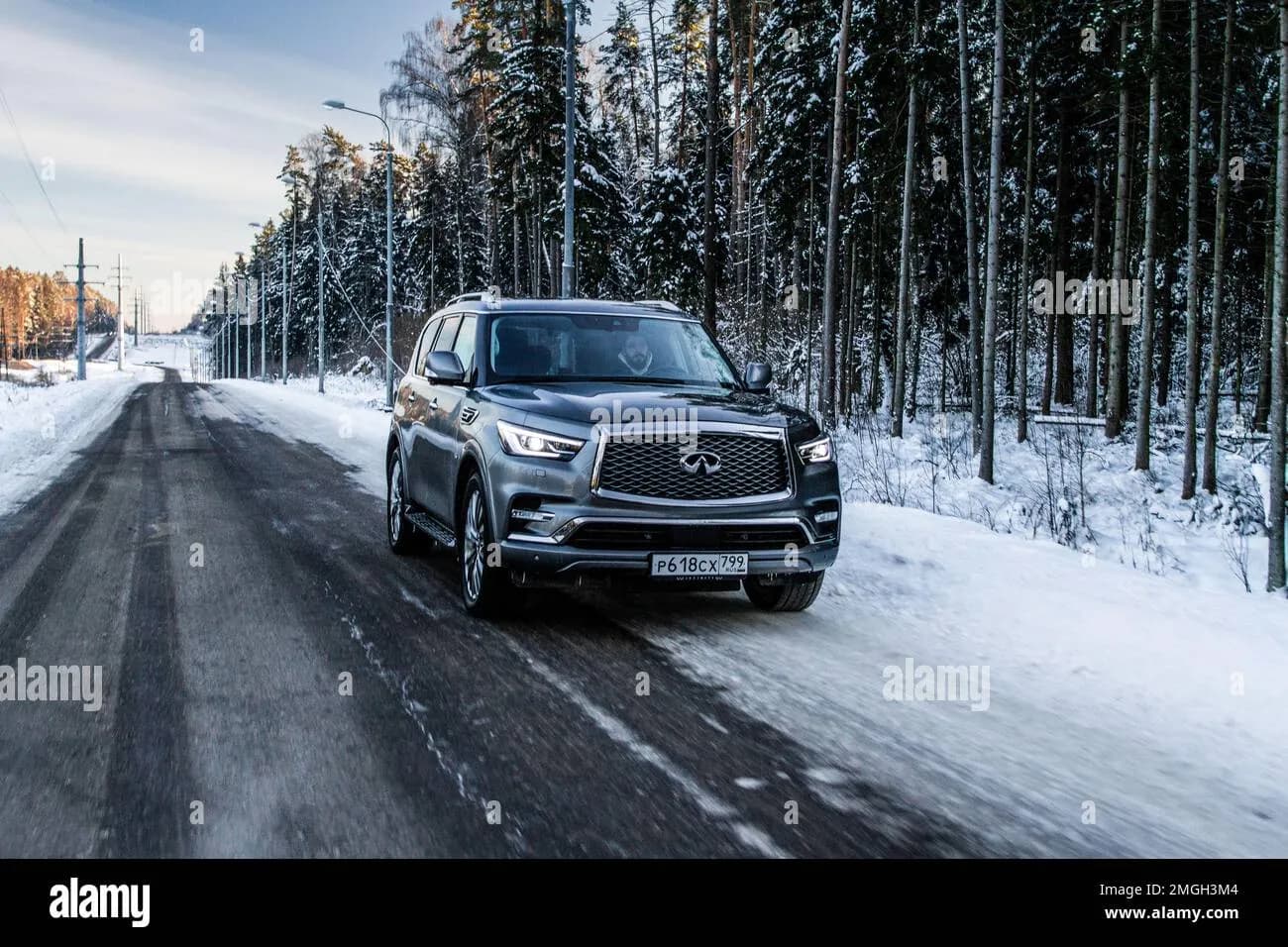 Infiniti Qx56 – photo 2