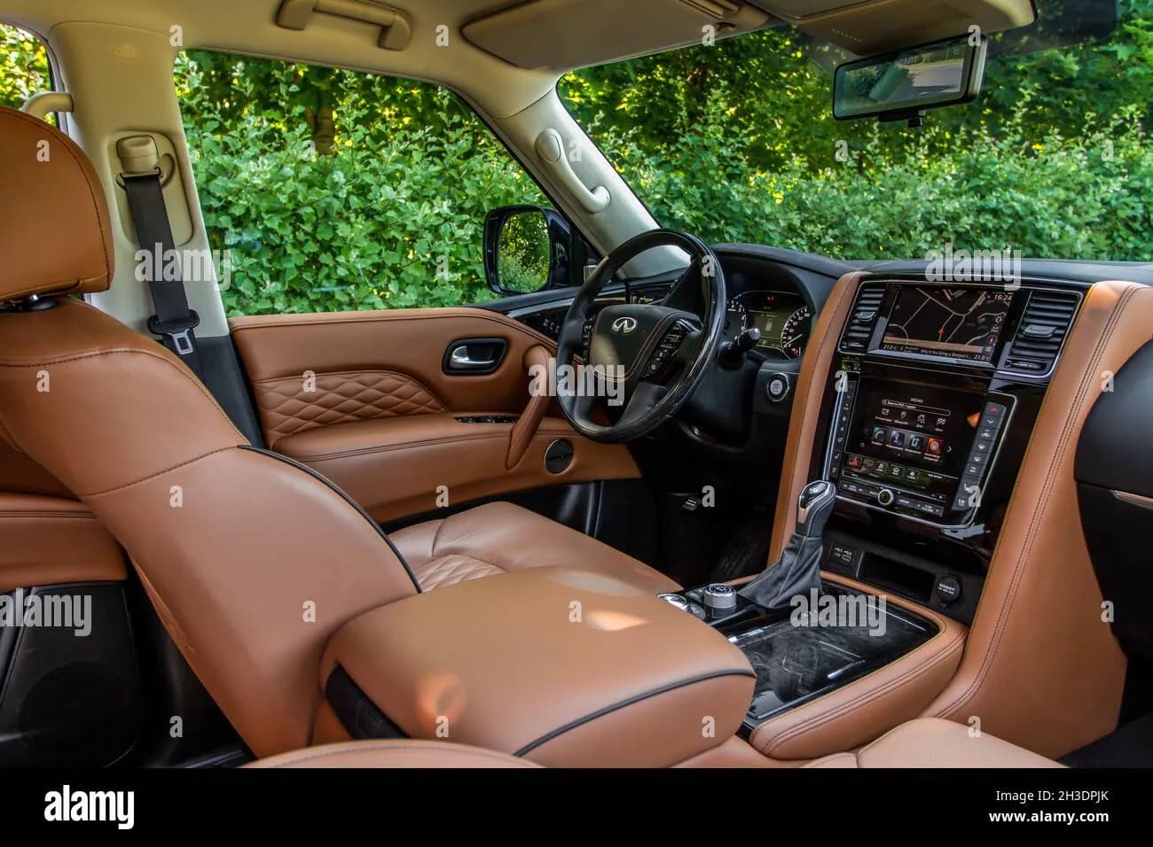 Infiniti Qx56 – photo 6