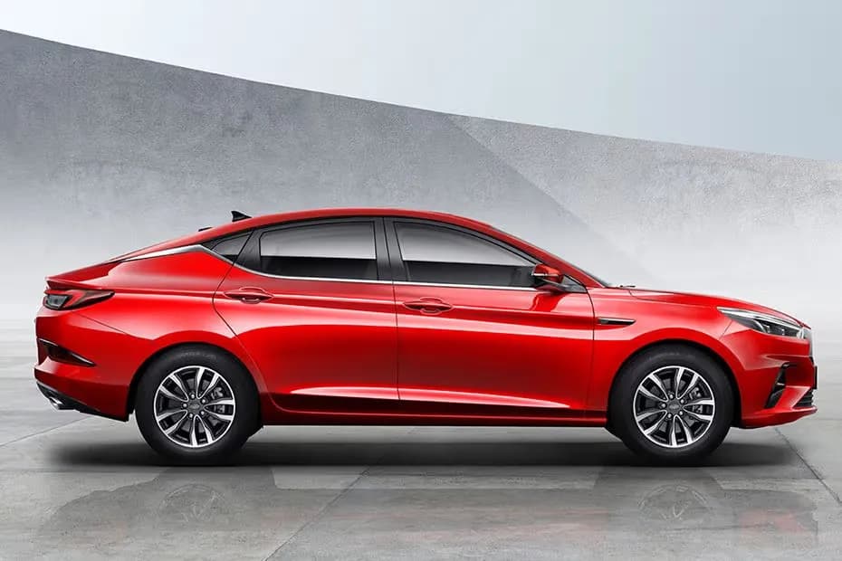 JAC J7 – photo 4