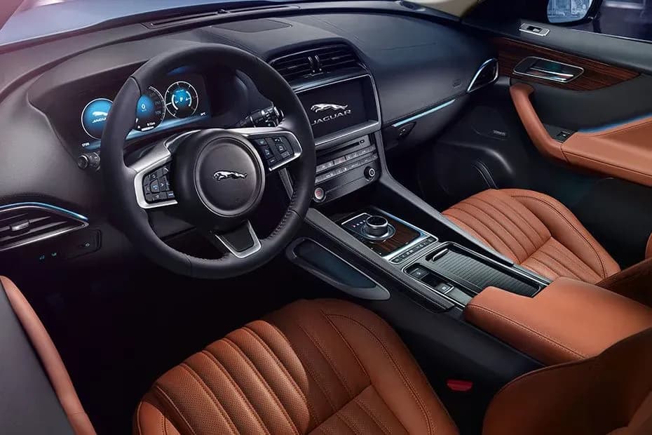 Jaguar F Pace – photo 7