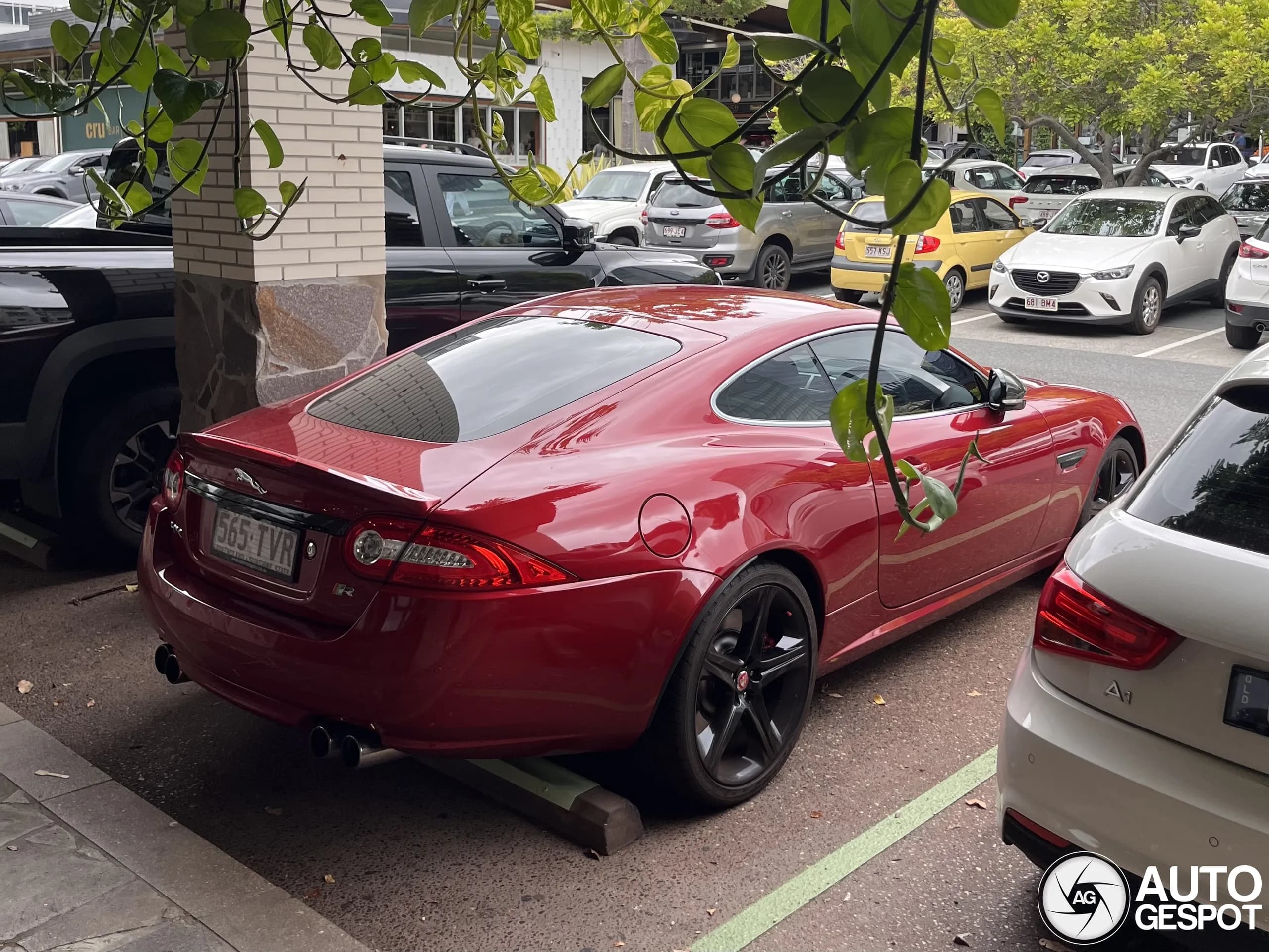 Jaguar XKR – photo 5