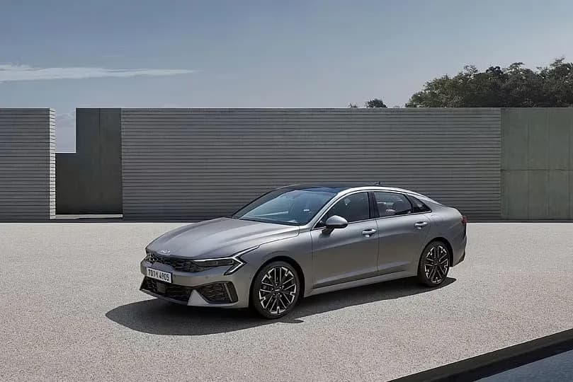 Kia K5 – photo 4