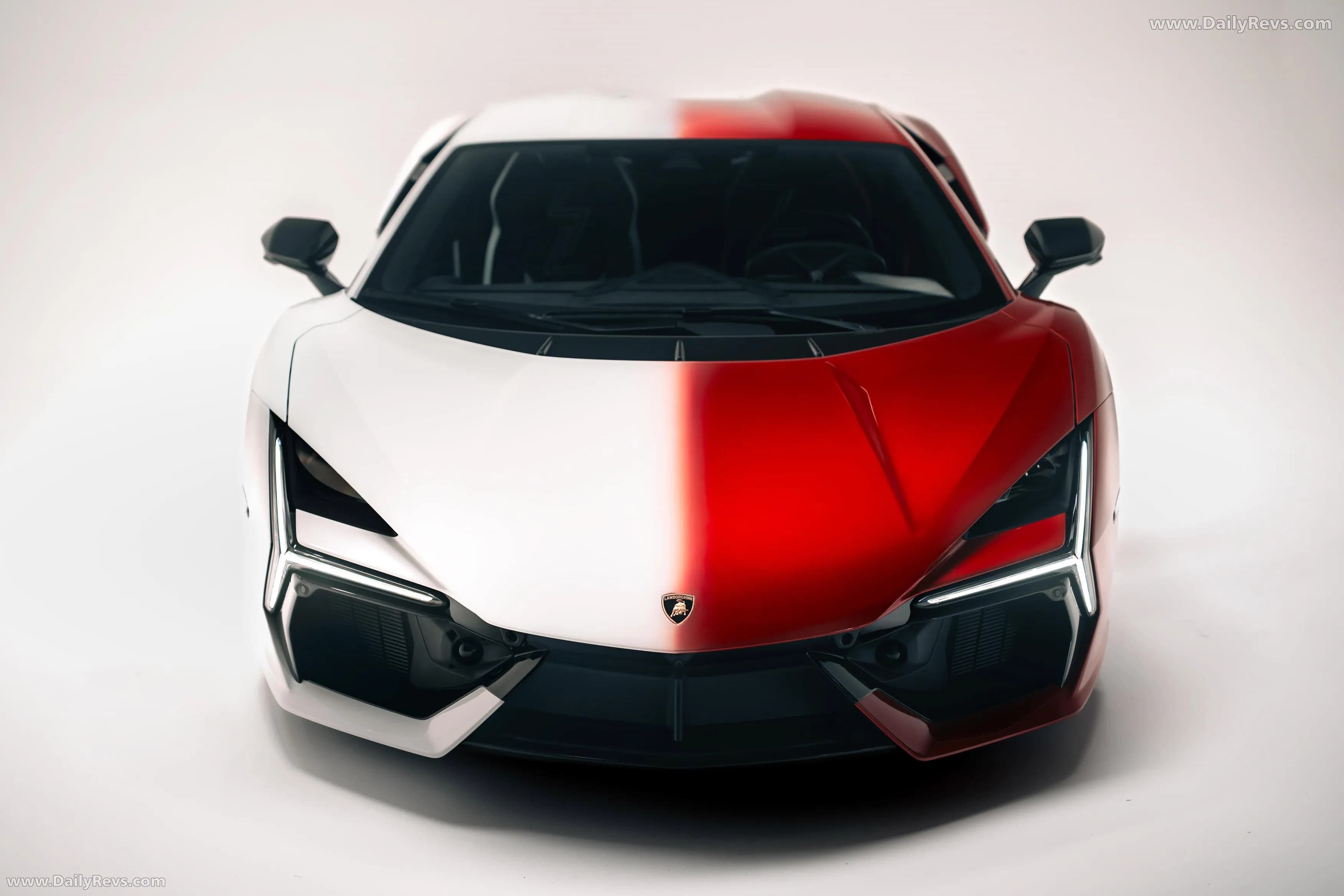 Lamborghini Revuelto – photo 5